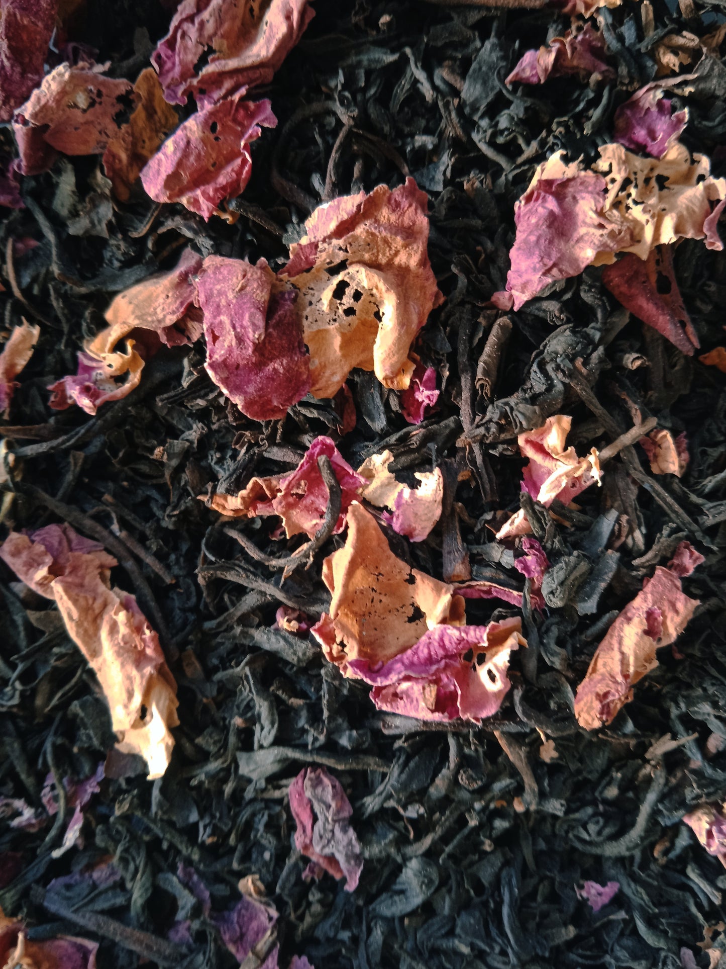 Black Tea - Rose Tropical Fire